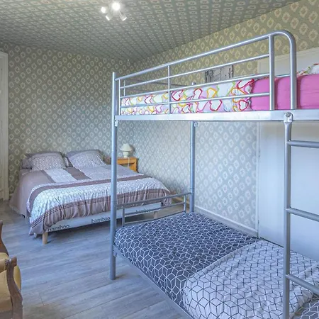 D Hotes Chateau D Arcis Bed and breakfast